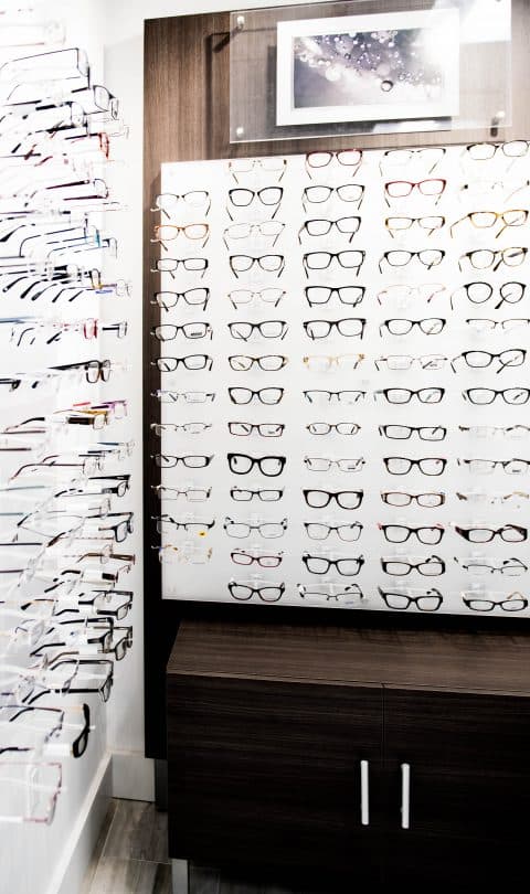 Eyeglasses display