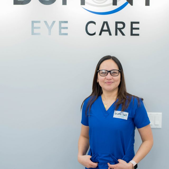 Auto-Refractor  Dumont Eye Care